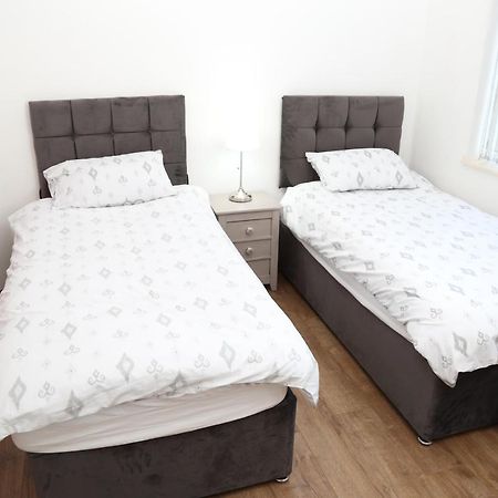 Cosy 3-Bed Bungalow Nec Airport Close To Amenities Μπέρμιγχαμ Εξωτερικό φωτογραφία